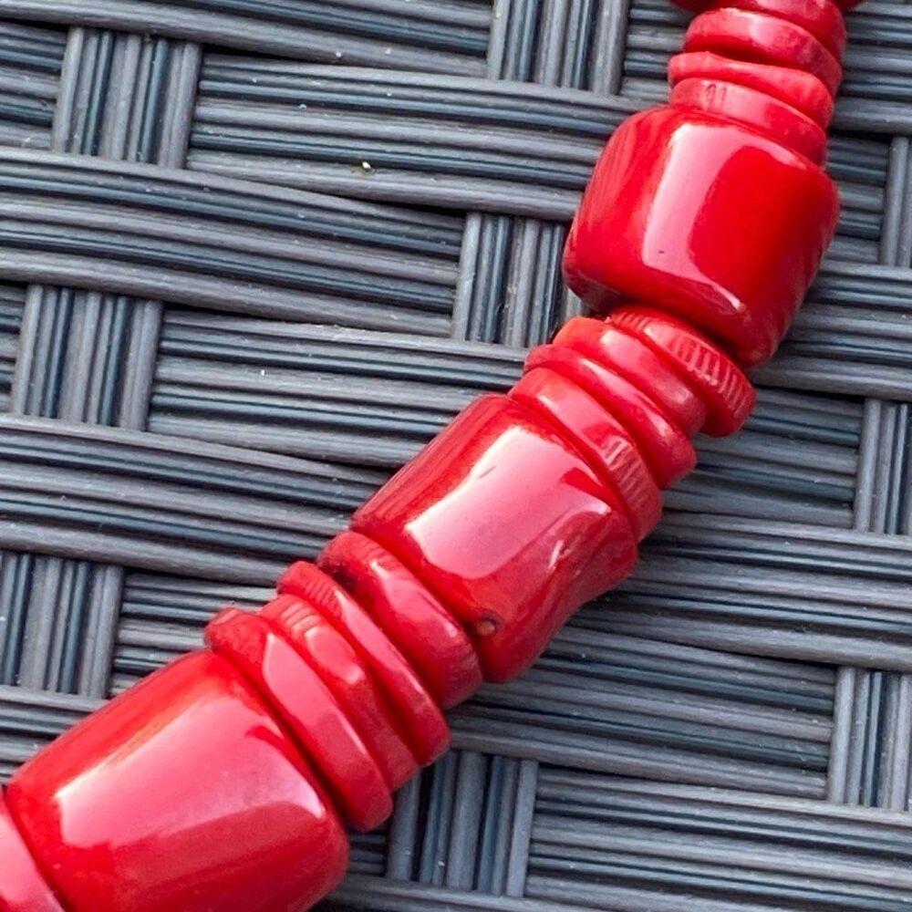 JAY KING RED BAMBOO CORAL BEADED CHUNKY NECKLACE - Picture 7 of 10